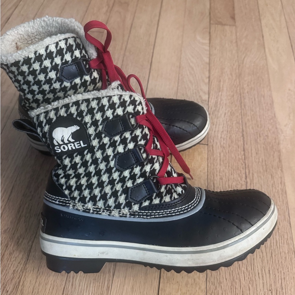 Sorel Black and White Houndstooth Boots with Red Accents